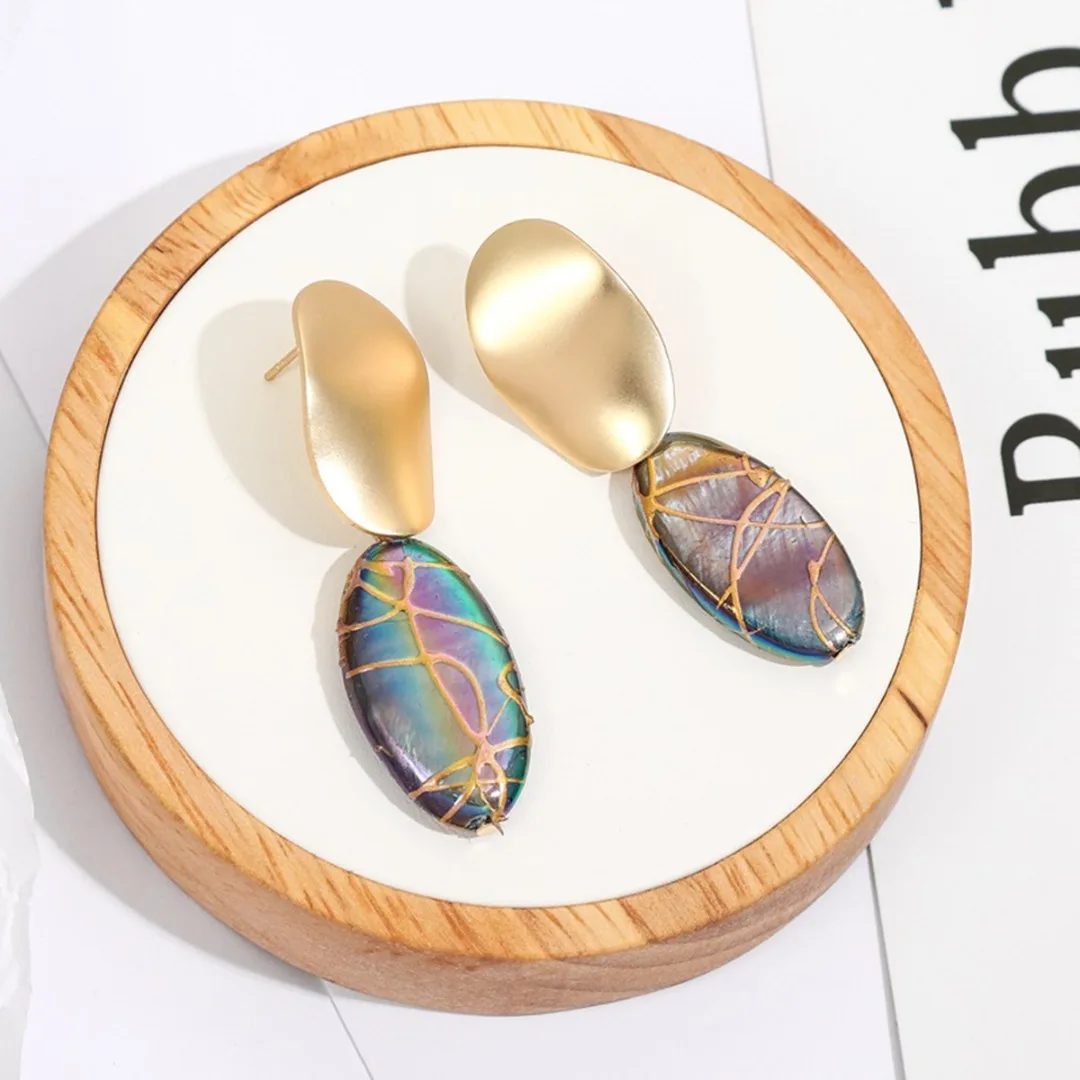 

Punk Simple Oval Metal Ear Stud Earring Colorful Geometric Shell Earring modische ohrringe Shellhard Ear Piercing Jewelry