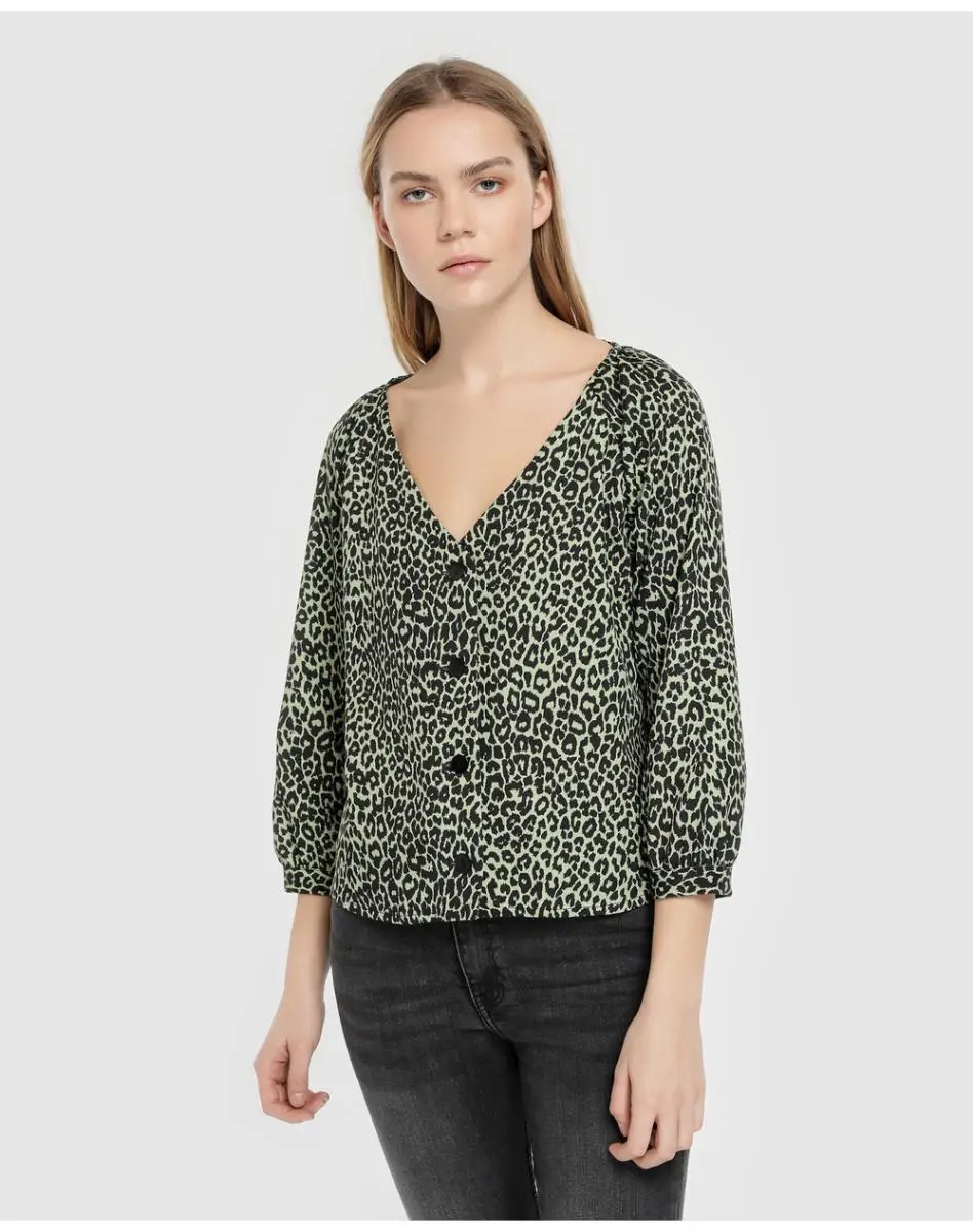 Women's Blouse Easy Wear leopard with Rush neckline | Женская одежда
