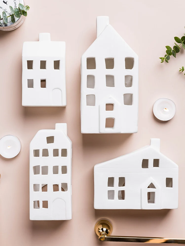

Nordic Ceramic House Candlestick Romantic Candlelight Dinner Props Wedding Candle Holders Christmas Table Lamp for Tea Light