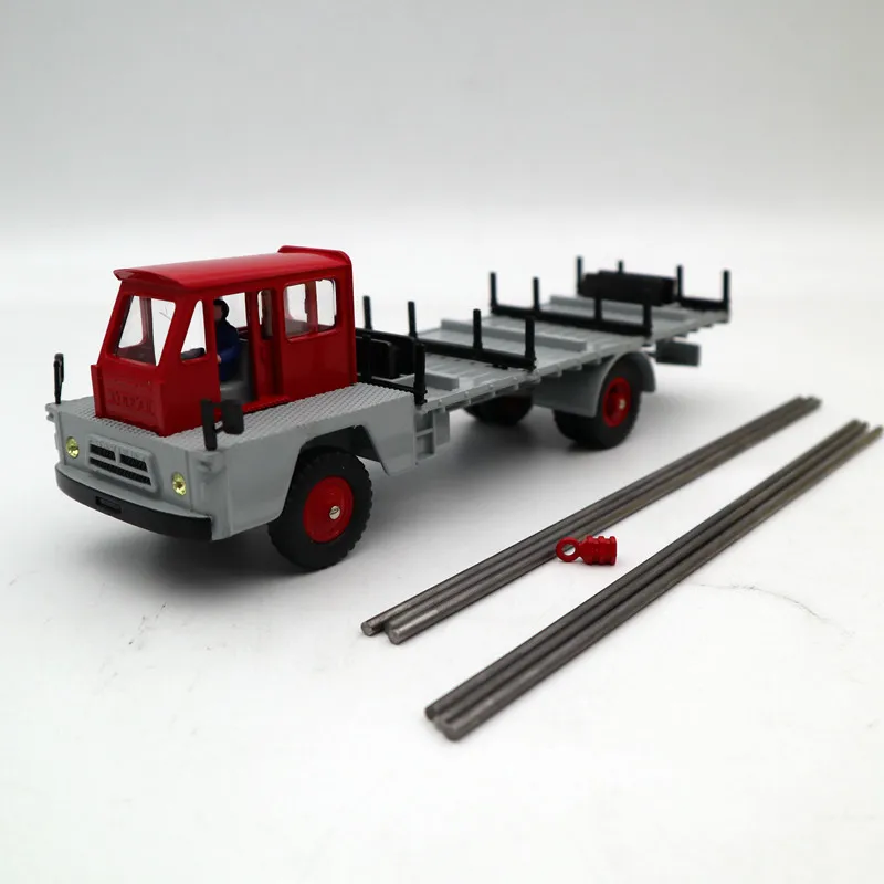Коллекция коллекций 2010 года игрушки din 1/43 аксессуары для грузовиков SAVIEM S7