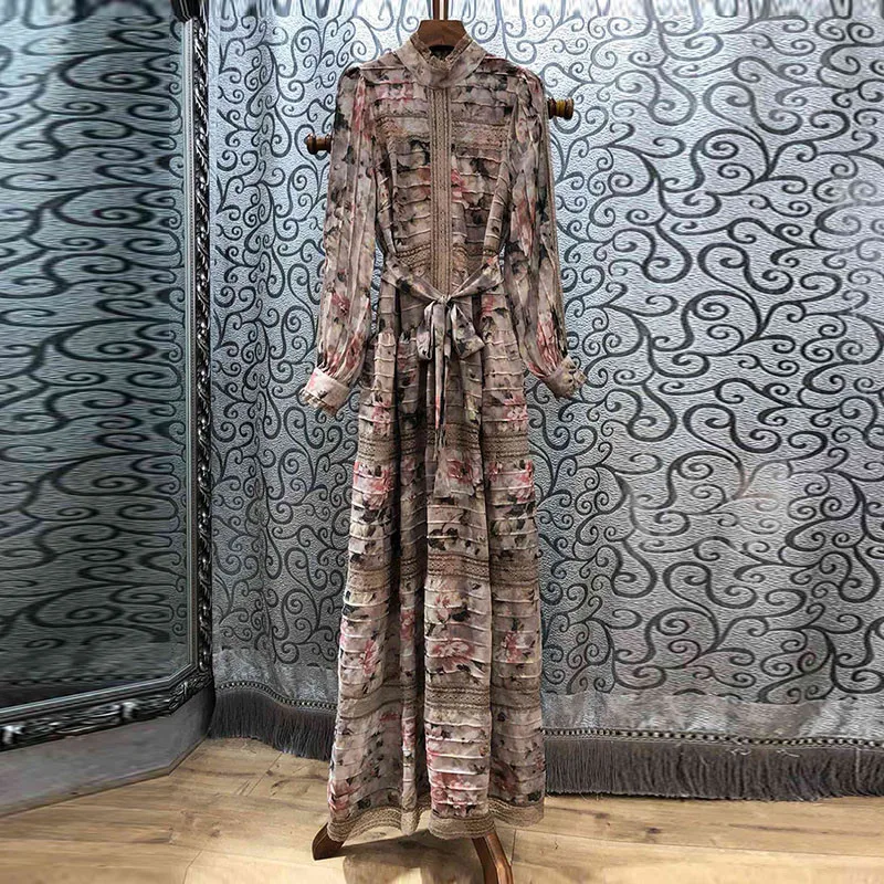 

Designer Lace Patchwork Silk dresses Print Stand temperament See Through dress 2019 spring and summer new women Clothes