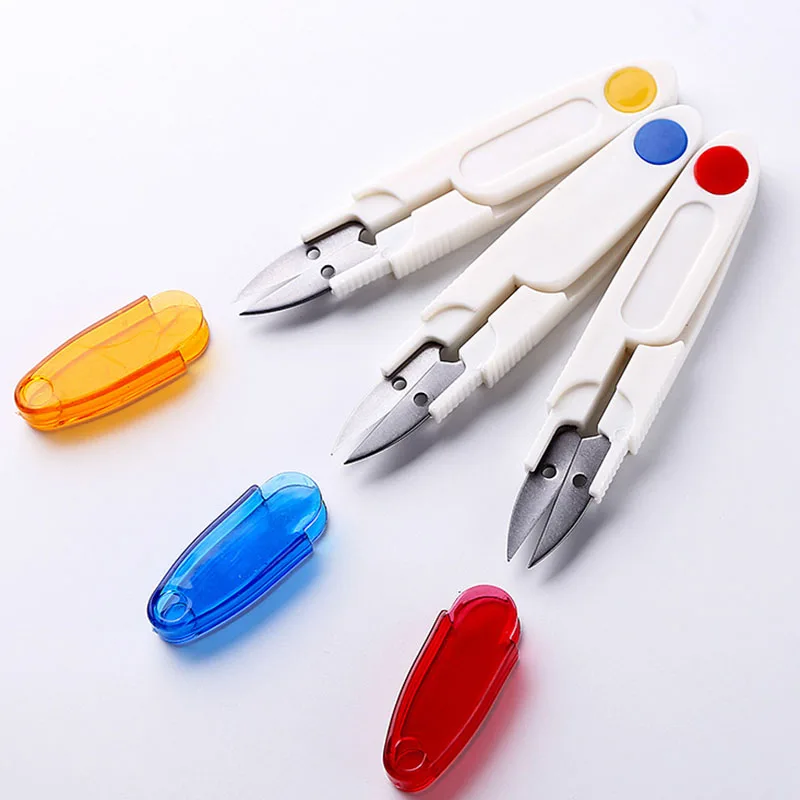 2Pcs Portable Yarn Scissors with Safety Lid Plastic Handle Tailors High Quality Cross Stitch Scissors Craft Home Tool 2Pcs Portable Yarn Scissors with Safety Lid Plastic Handle Tailors High Quality Cross Stitch Scissors Craft Home Tool