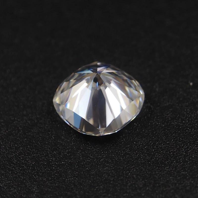 

3.5*3.5mm DEF Cushion Cut White Moissanite Stone Loose Moissanite Diamond 0.19 carat moissanite