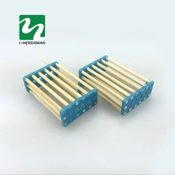 

Beehive Wholesale Bee King Cage Prisoners Italian Bee Hives Wang Prisoners Bamboo Cage Beekeeping Tools