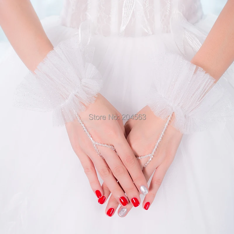 

Simple Wedding Party Fingerless Gloves Tulle Cheap Bridal Gloves with Beads