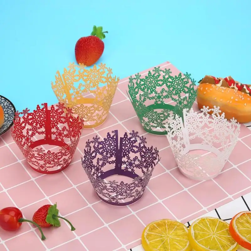 

12PCS Laser Cut Snowflake Cupcake Wrapper Liner Baking Cup Hollow Paper Wedding Party Cake Decoration Cupcake Wrappers Paper