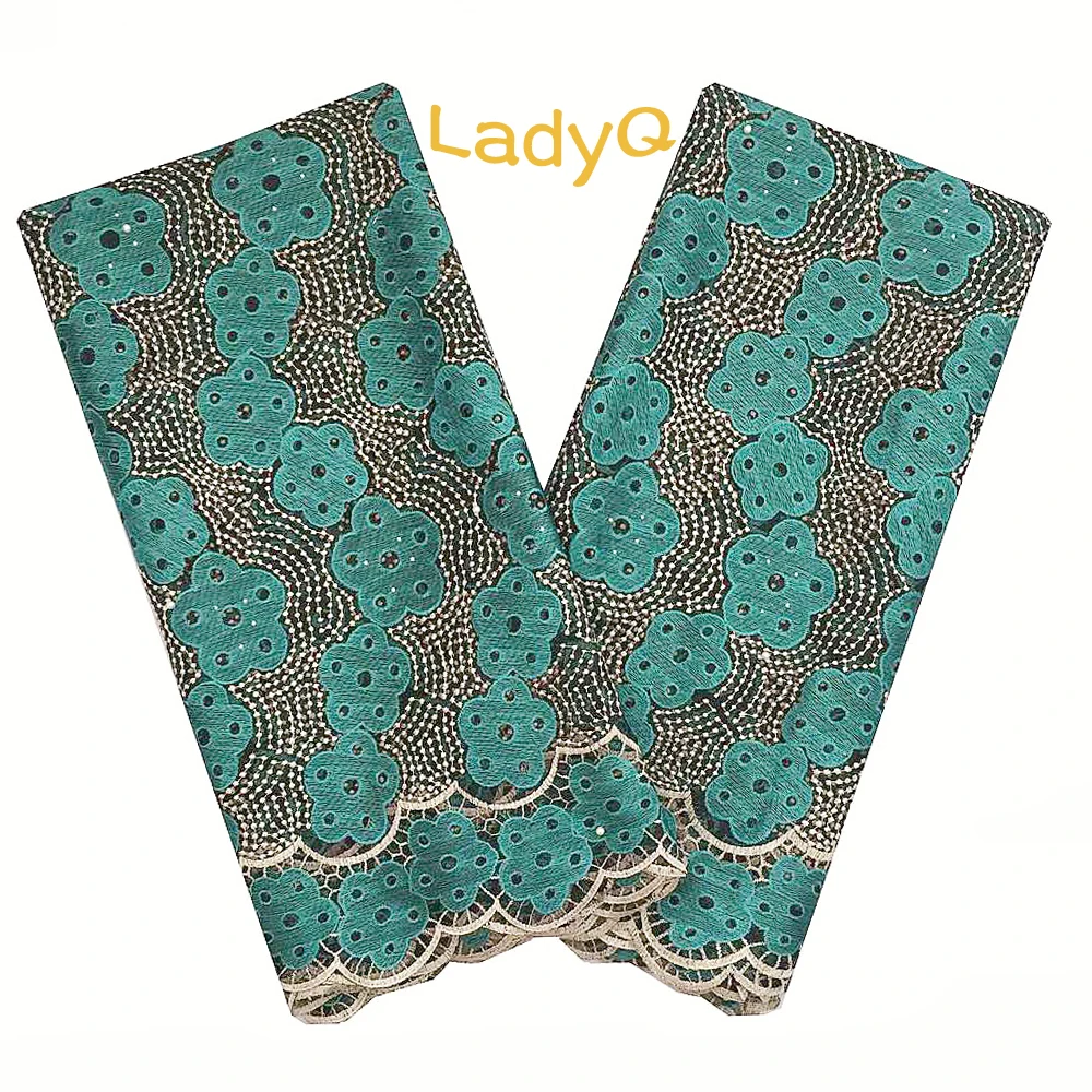 Женская кружевная ткань LadyQ белая из фатина Королевского синего цвета с вышивкой