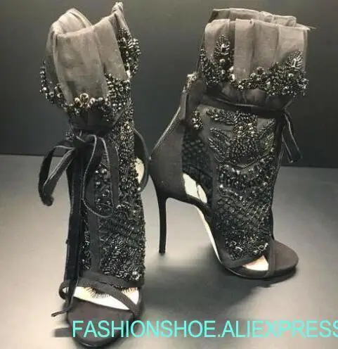 

2019 Elegant Black Lace Women Peep Toe Ankle Boots Ankle Bandage Boots Luxury Black Crystal Cover Ladies Lace Up High Heel Boots