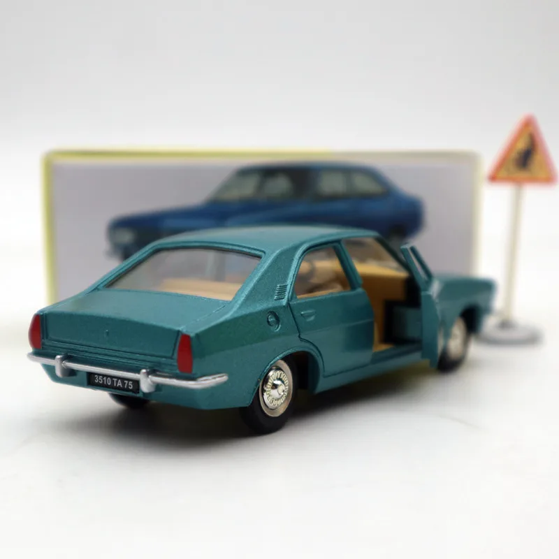 Коллекция автомобилей из коллекции Tiguan 1:43 Dinky Toys 1409 SIMCA 1800 Pre Series|Наземный