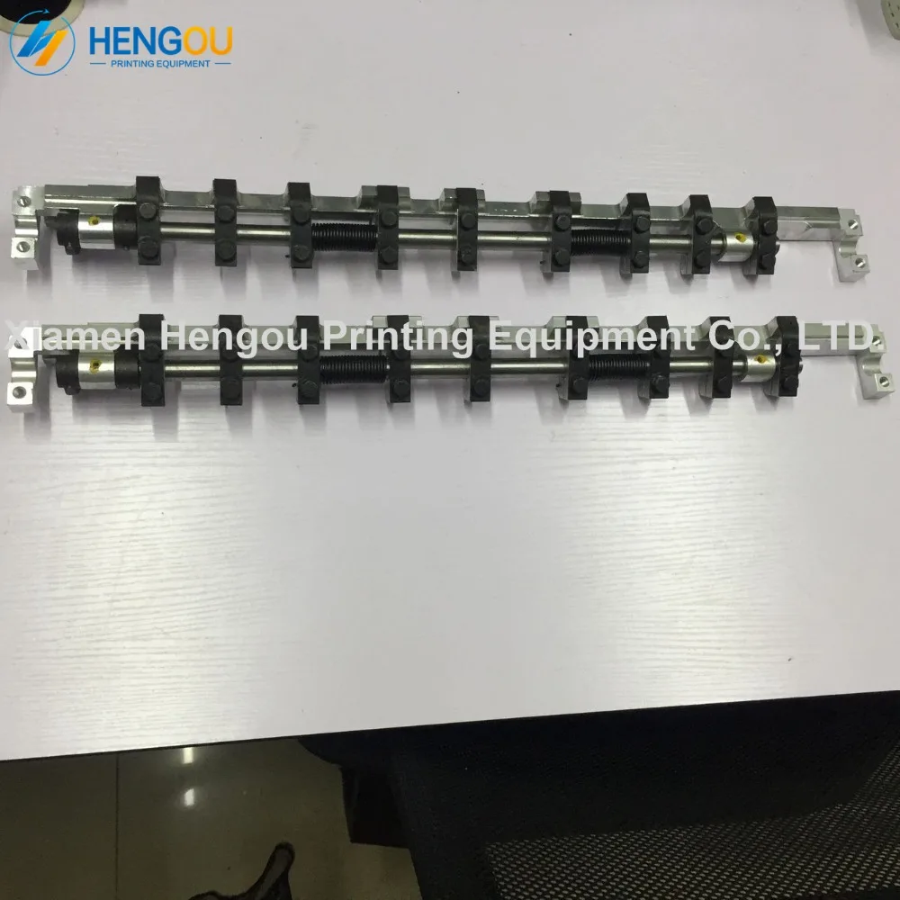 

2 pieces offset GTO46 delivery gripper bar 42.014.003F offset printing spare parts