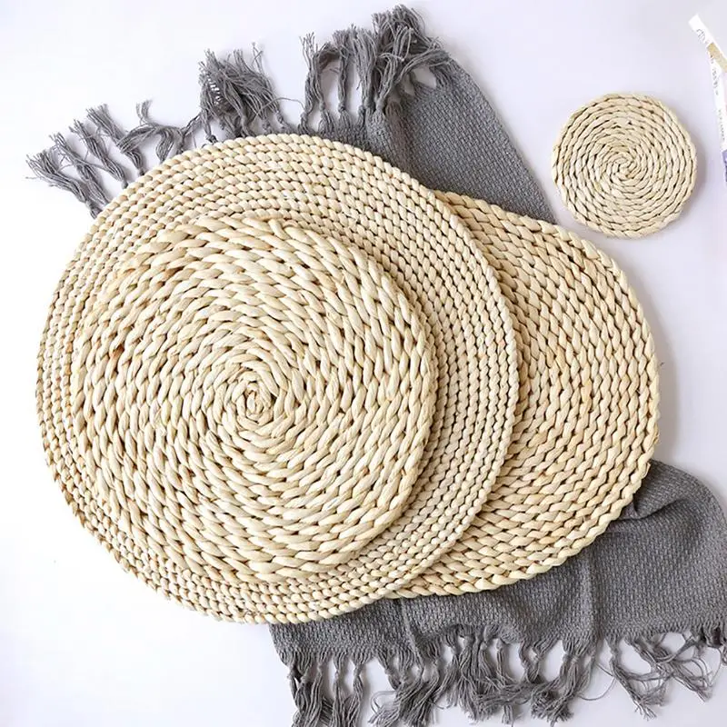 

Japanese Woven Table Pad Natural Corn Fur Thickened Insulation Tea Mat Heat Resistant Casserole Pad Dining Table Round Placemat