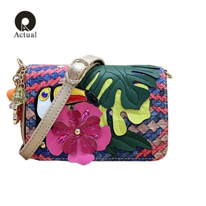 

Woman Package Italy Cloth Strange In Buddhist Nun Love Bird Pattern Single Shoulder Span Packet Exquisite Embroidered Weave Bag