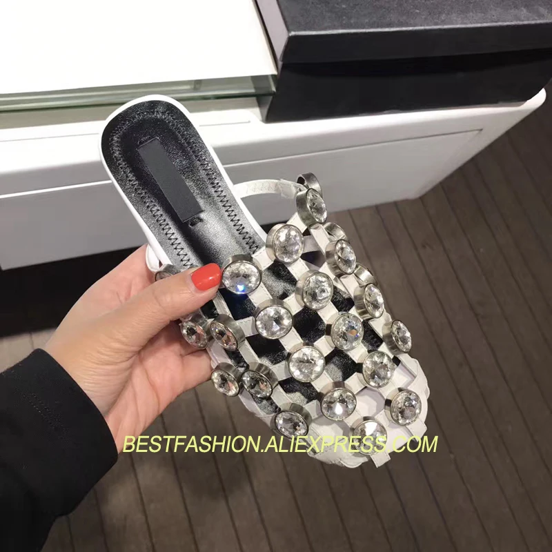 

Ins Hot Summer Crystal Slippers Shoes Woman Casual Flats Cover-toe Slides Designer Woman Outside Slippers Plus Size Tide