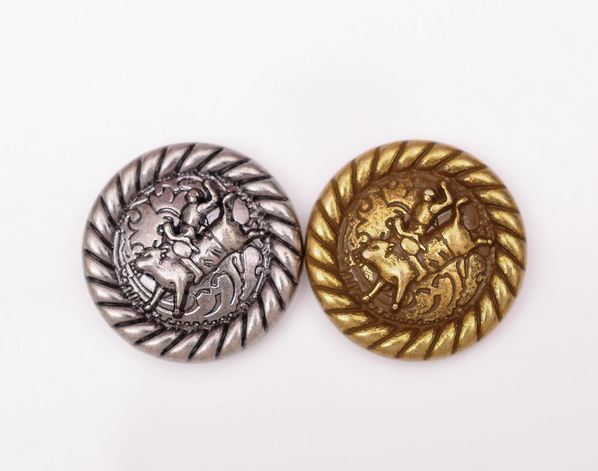 25*25mm 1&quot Antique Silver/Brass Western Cowboy Bull Rider Rodeo Horse saddles Leathercraft Belt Bag Shoe Concho Button Lot 10pcs |