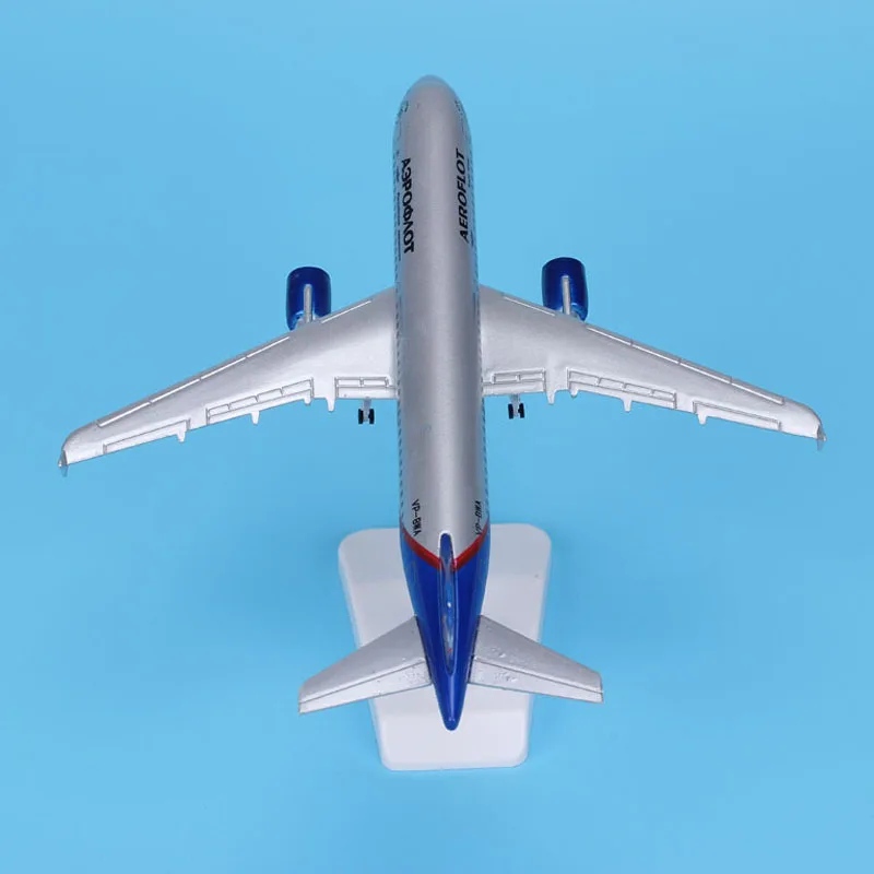 Модель российского самолета Aeroflot модель из литого металла 20 см 1:400 игрушечный