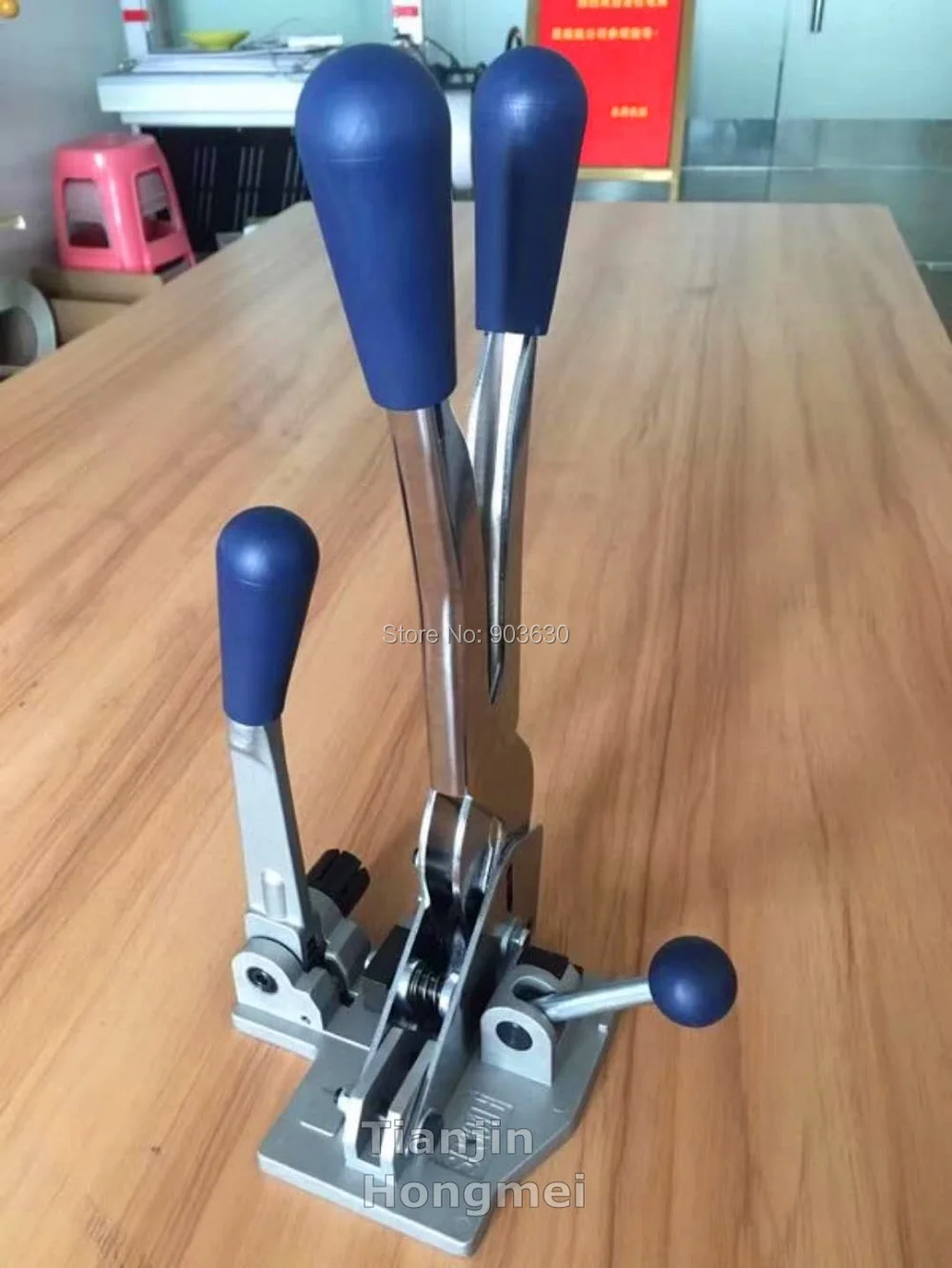 Hand held strapping tool Simple operation Manual Strapping Tool Tensioning & Sever & Seal carton packaging
