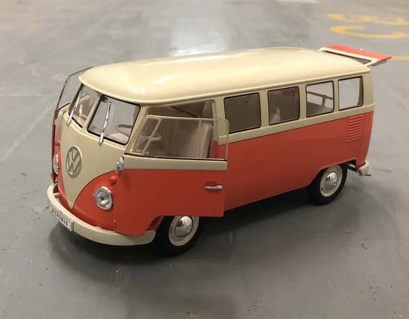 1:18 Volkswagen T1 Samba Van модель автобуса из сплава игрушечные машинки классический литой