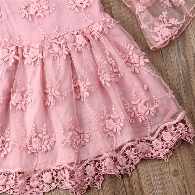 Emmababy платье с рукавами колокольчиками для маленьких девочек 3/4 кружевное