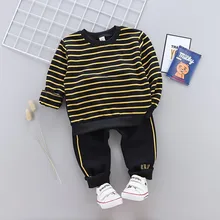 Демисезонный Детская Одежда для мальчиков и девочек Детский костюм спортивные носки с изображением персонажей мультфильма, футболка и штаны, 2 шт./компл. подкладке; детская куртка на подкладке из хлопка; тренировочный костюм для маленьких мальчиков