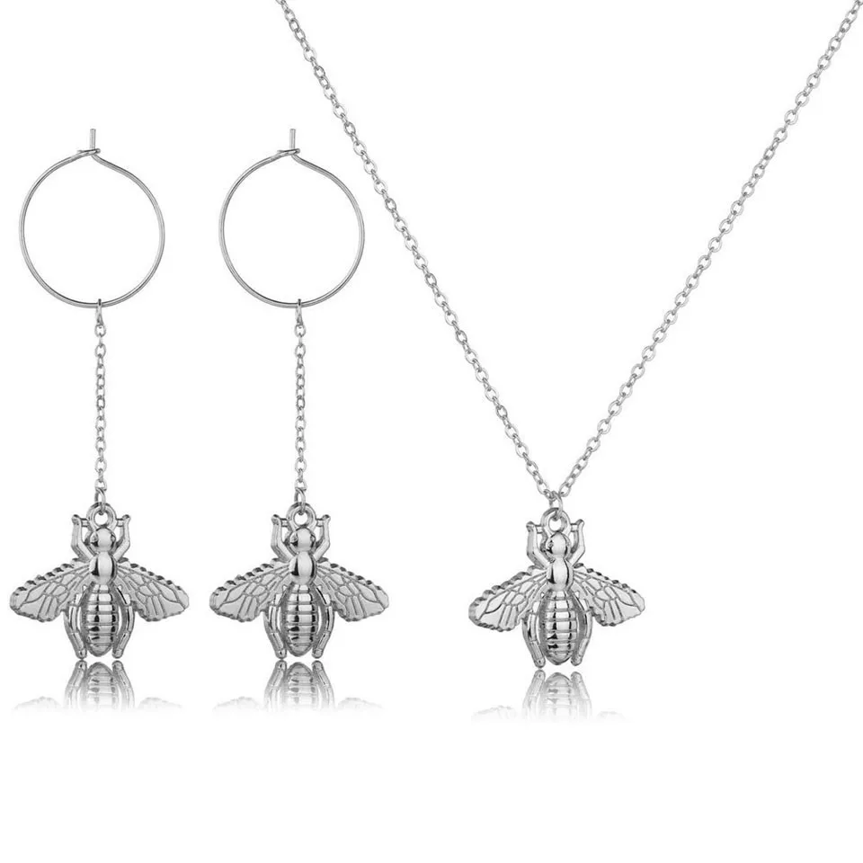 

YANGQI 2019 New Lucky Animal Drop Earrings & Necklace Sets Fashion Jewelry Sets for Women Bee Pendants Female Bijoux Jewelry