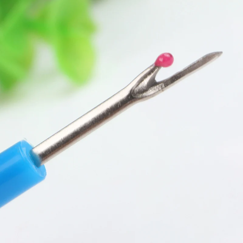 

Needlework Sewing Accessories Take Out Stitches Device Sewing Tools Cross Stitch Tools Patchwork Seam Ripper Random Color 4 Pcs