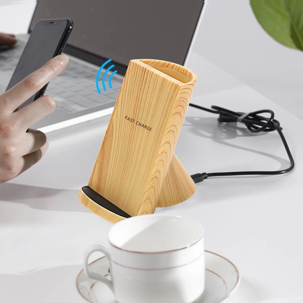 

Fast Wireless Charger QC 2.0 3.0 Fast Charging 10W Desktop Charging Pad Wood Stand For iPhone 8 X Samsung 3 in 1 Design