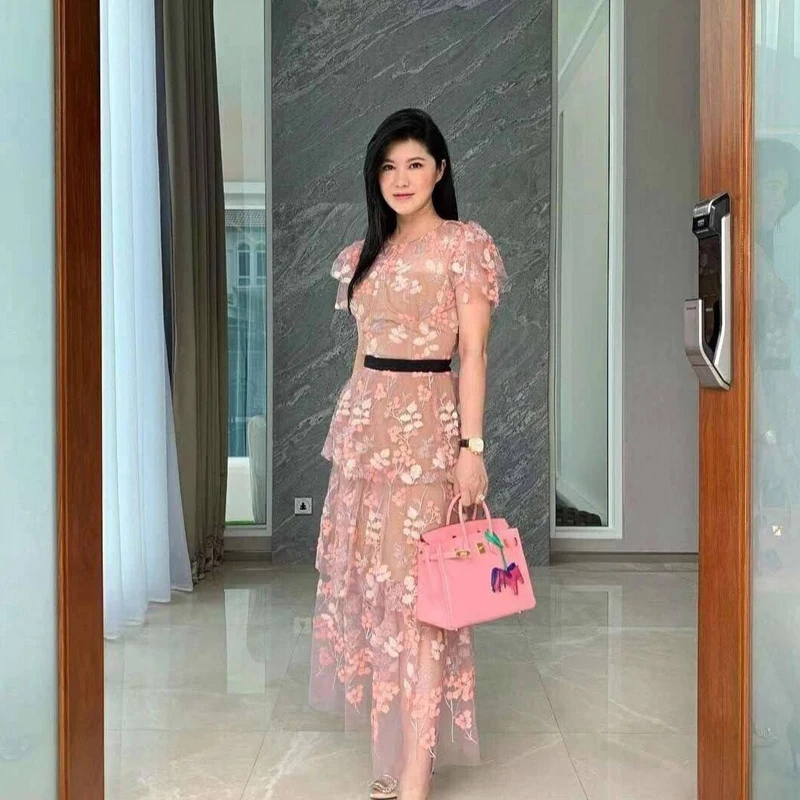 

High Quality 2019 Summer Women Night Pink Long Dress See Though Floral-embellished dress Mesh Party Dress Festival Clothes