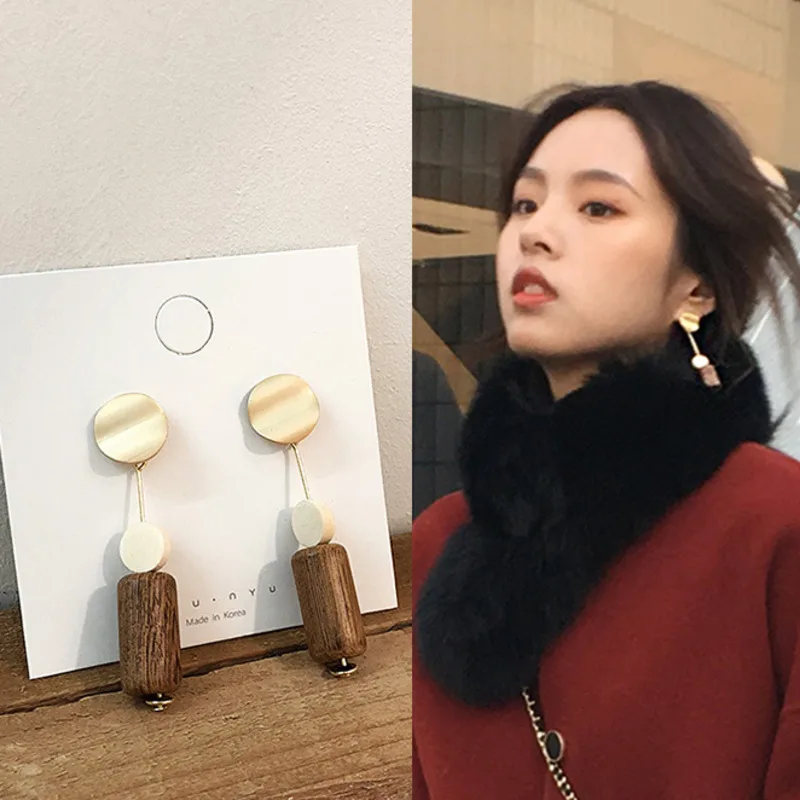 

2019 Korea Resin Dangle Earrings Acrylic Earrings Metallic Gold Round Cylinder Neck Earrings Wooden Geometric For Women Jewelry