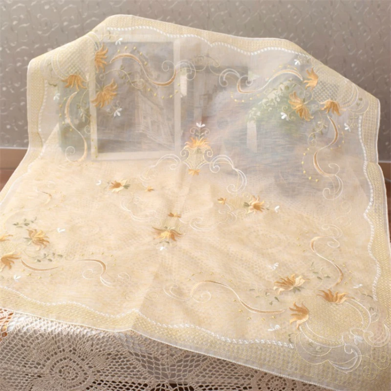 

85CM Luxury Square Fine Lace Embroidery Table Cloth Towel Tea Kitchen Tablecloth Cover Mantel For Christmas Wedding Gift Decor