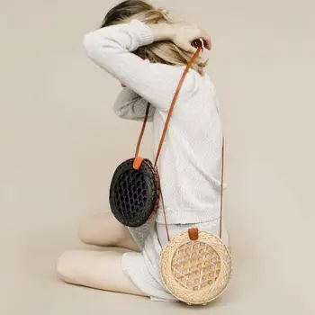 

Rattan Bags Handbags For Women 2018 Bali Bohemian Summer Beach Bag Fashion Hot Shoulder Crossbody Round bolsa Straw Bag