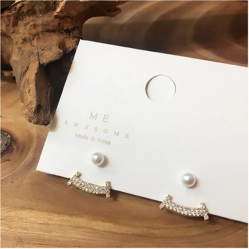 

2019 New Korean Pearl Earrings Design Vintage Geometric Crystal Stud Earrings Metal Jewelry Gift For Women Girl Party Wedding