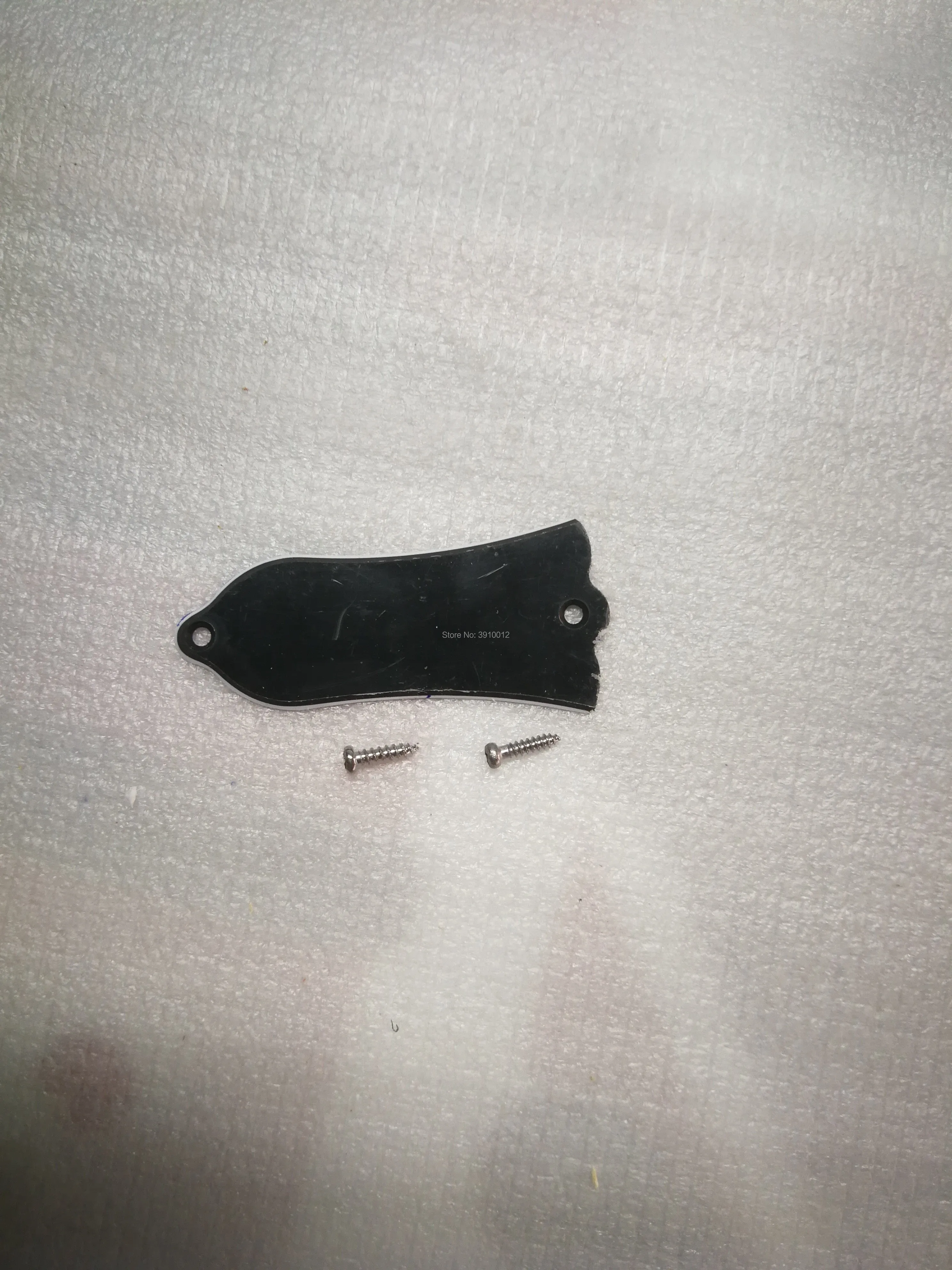 

Quality Truss Rod Cover 2 Ply BLANK for Electric Guitar