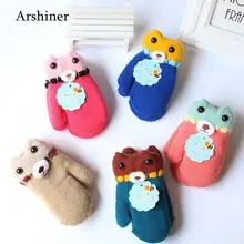 Новое поступление на зиму для маленьких мальчиков и девочек трикотажные перчатки теплые веревку полный митенки для пальцев мультфильм животных перчатки для детей Дети