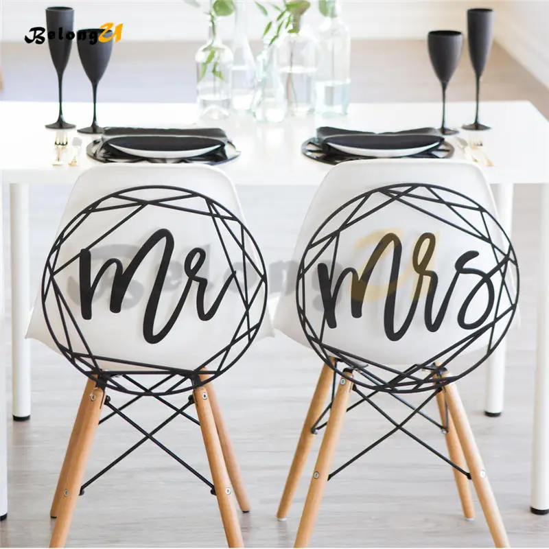 

2pcs Mr Mrs Sign Wedding Decoration Party Decorations Wood Rustic Decor Supplies for Chairs Wedding Decorating Photo Booth Props