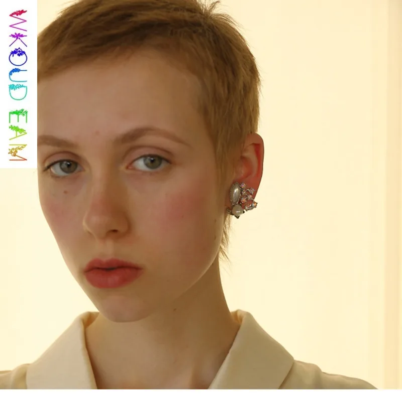 

WKOUD EAM 2019 New Woman Rhinestone Pearls Geometric Stud Earrings Fashion Female Charm Jewelry Accessories S#TA335 Party Gift