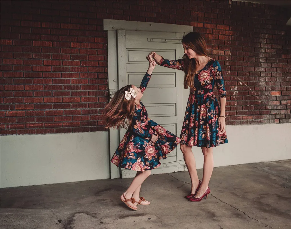 

Mother and Daughter Floral Clothes Parent-child dress Family Matching Outfits
