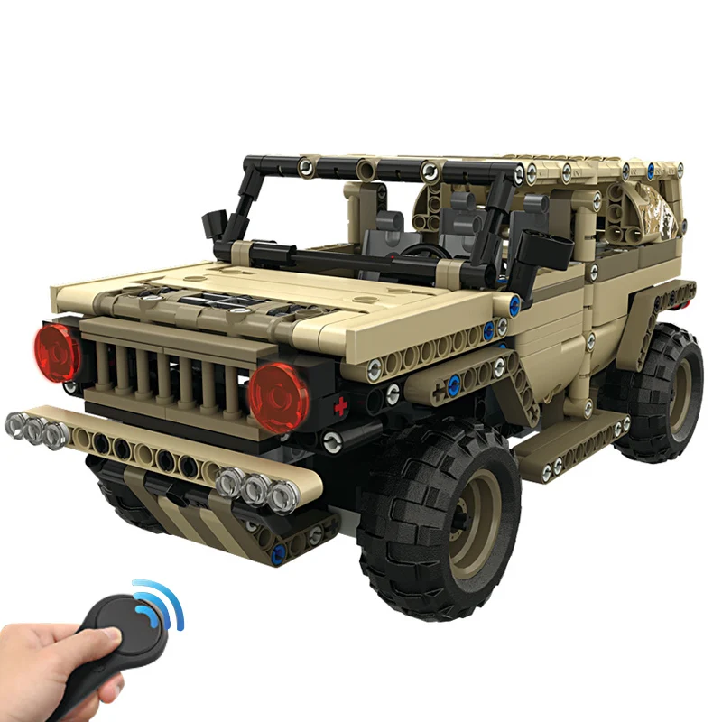 

538 pcs 2.4G RC robot car DIY Assemble Bricks wireless Remote control car Technology Build Modular Smart military car Boys Toys