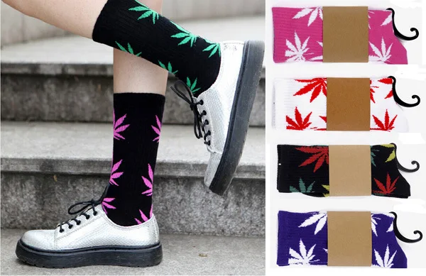 

New multi-color linen cotton street skateboard men and women sports hip-hop couple socks maple leaf socks hemp leaf socks