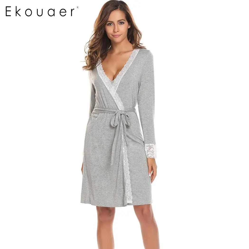 lace sleeve robe