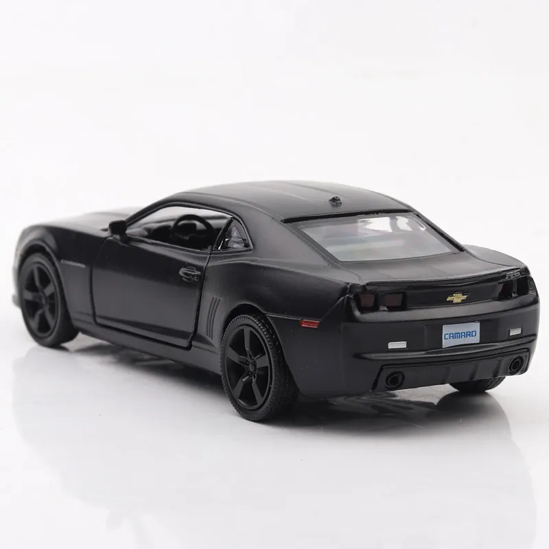 Коллекция 1/36 литый под давлением автомобиль Camaro из сплава Игрушечная модель с 2