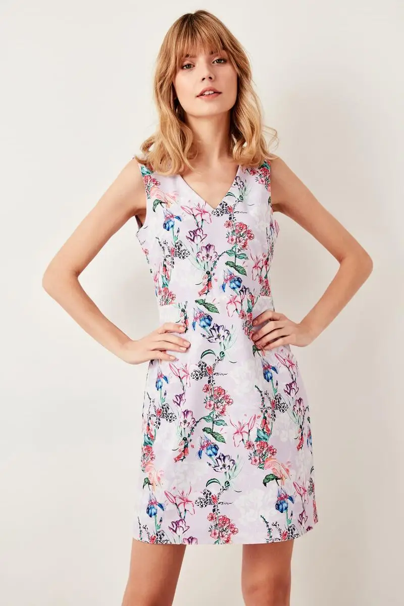 Платье с разноцветным узором Trendyol TWOSS19LJ0136|Платья| |