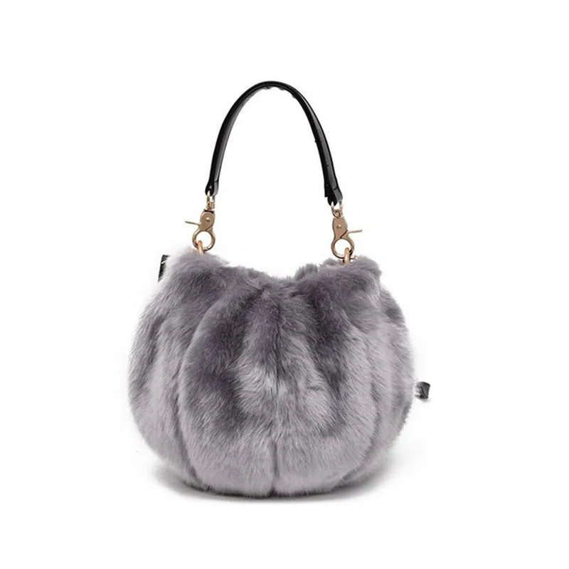 جولة الشتاء حقيبة نسائية صغيرة فو الفراء النساء حقائب أفخم رسول Crossbody حقيبة للسيدات مضحك مصمم بلون حقيبة كتف جولة الشتاء حقيبة نسائية صغيرة فو الفراء النساء حقائب أفخم رسول Crossbody حقيبة للسيدات مضحك مصمم بلون حقيبة كتف