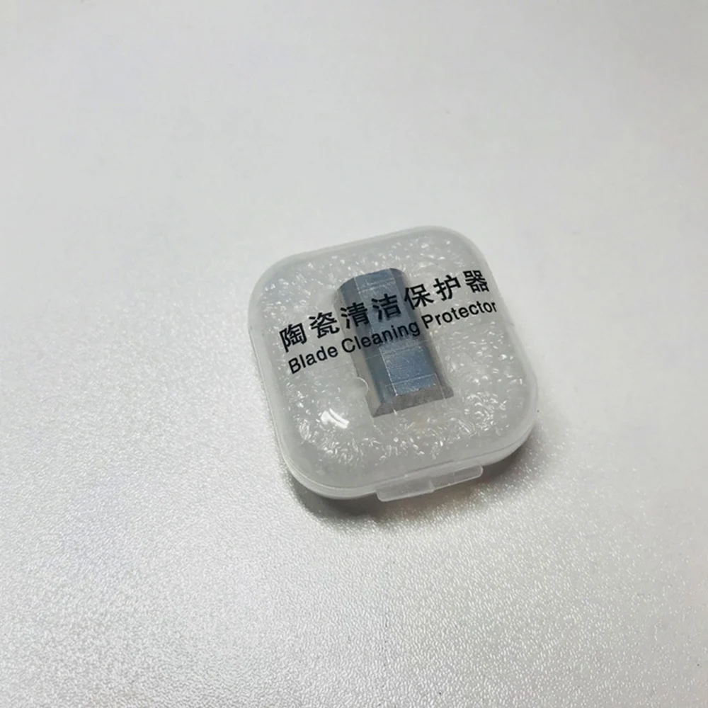1Pcs Mental Slice For Iqos Blade Cleaning Protector For Iqos3 2.4 Plus Blade Clean 1Pcs Mental Slice For Iqos Blade Cleaning Protector For Iqos3 2.4 Plus Blade Clean