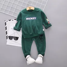 Весна Осенняя одежда для маленьких мальчиков с принтом длинный рукав футболка брюки 2 шт./компл. хлопковый костюм для детей Костюмы для малышей Брендовые спортивные костюмы