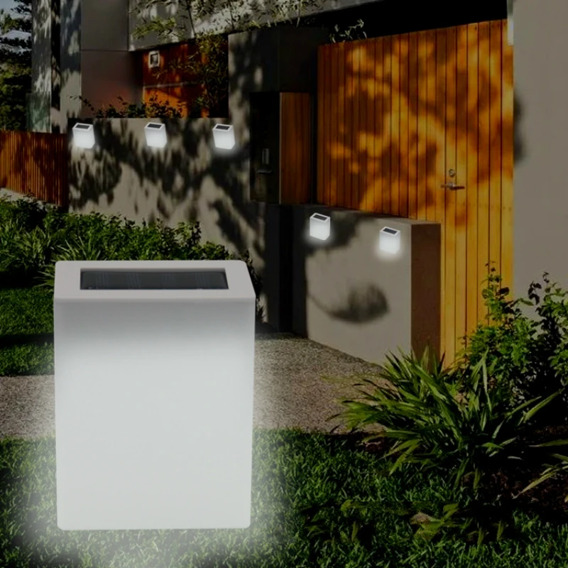 

DE.SOUL New Waterproof Outdoor Solar LED Wall Lamp Can Be Customized Logo