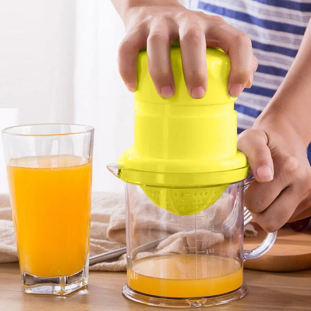 

Mini Fruit Juicer Household Blender Orange Vegetable Carrots Mangoes Juicer Mini Travel Small Fruit Squeezer Machine for Home