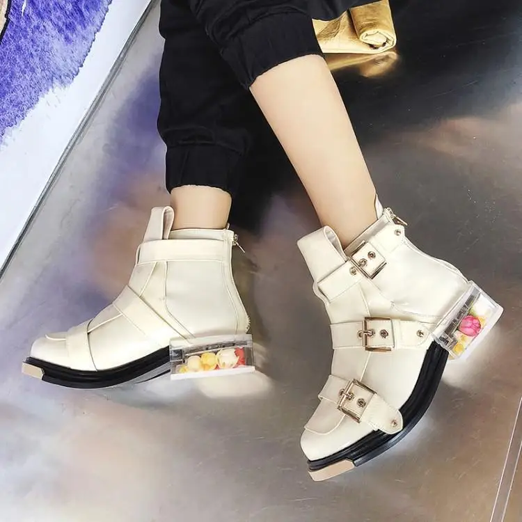 

2019 Winter Women Ankle Boots Buckle Strap Chelsea Booties Round Toe Flower Heel Boots Lady Runaway Shoes