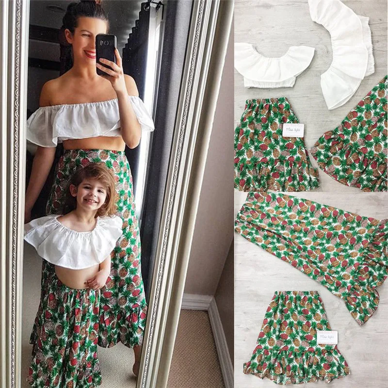 

Mother Daughter Holiday Beach Clothes Bohemia Women Girls Kids Sets Family Matching Off Should Crop Tops Floral Long Skirts 2Pcs