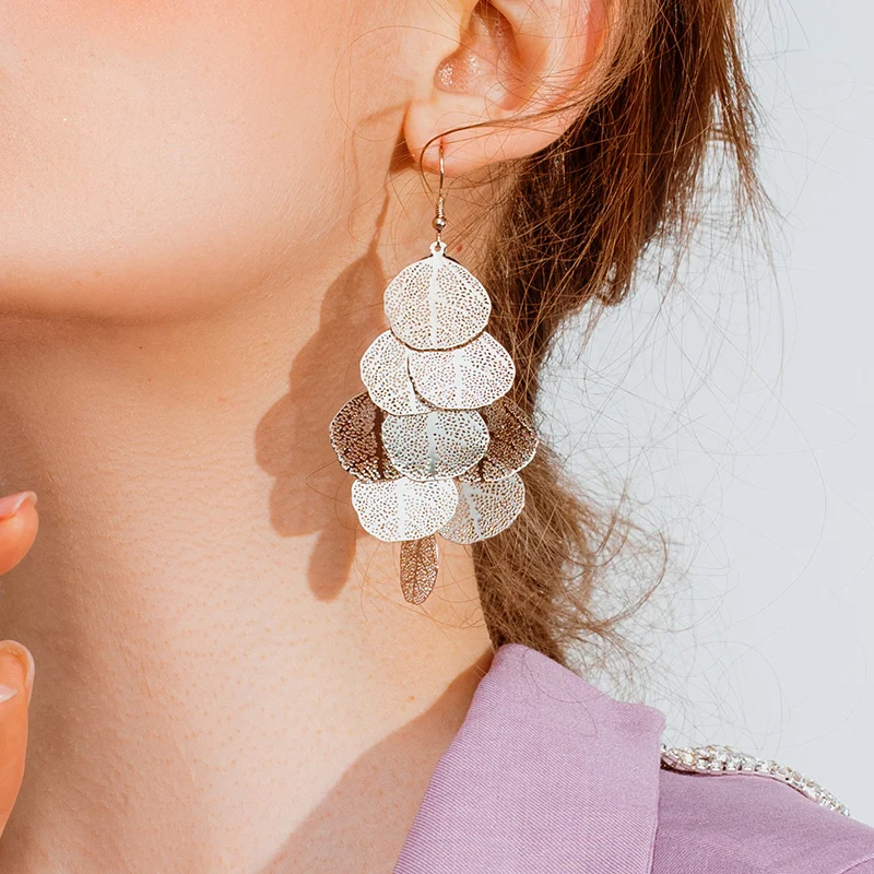 

WKOUD EAM Jewelry / 2019 New Fashion Temperament Silver leaf stitching pendant earrings Women's Accessories S#R127110