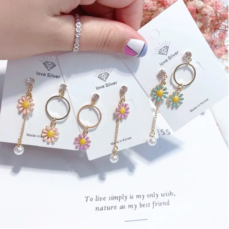 

Korean Big Circle Small Fresh Sweet Elegant Flower Water Drop Crystal Pearl Asymmetric Fringe Earrings For Women Fashion Jewelry